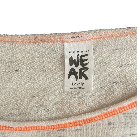 Zumba World Tour Womens Sweatshirt • Used • Large - Picture 5 of 5